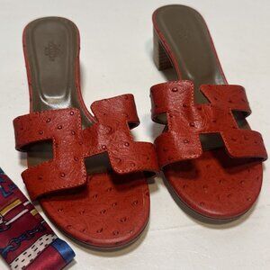 Hermès Oran Sandals – Red Ostrich Leather – Size 40 (US 8.5)
